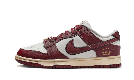 Dunk Low SE Sail Team Red